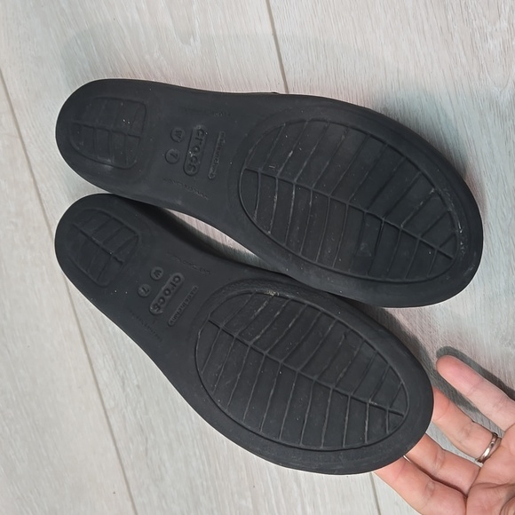 Crocs Women's Rhonda Black Slide Wedge Sandals Shoes Sz 7 - Picture 10 of 11